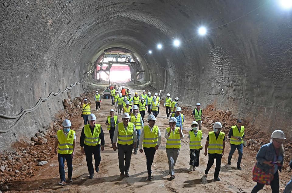 Filloi hapja e njërit prej tuneleve në rrugën Gradsko – Prilep