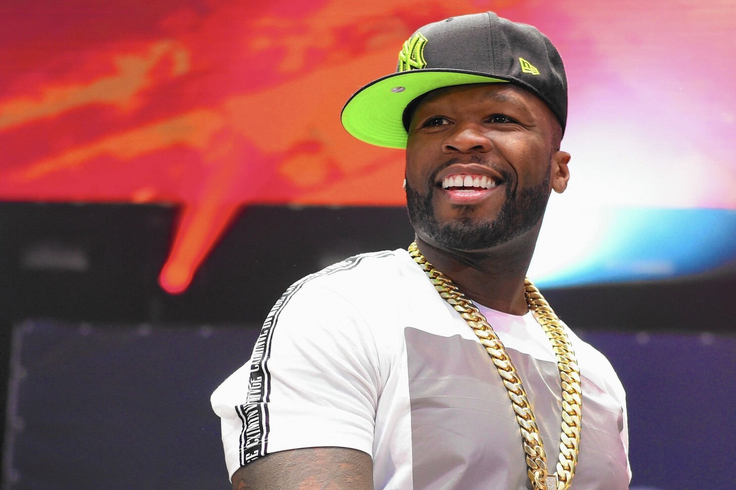 Befason reperi 50 Cent, bën shqiponjën me duar në mes të koncertit me shqiptarë