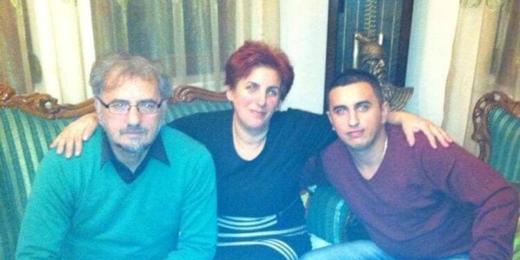 “Përfundoi jeta për ne”, postimi prekës i babait të të riut që humbi jetën në Gjakovë