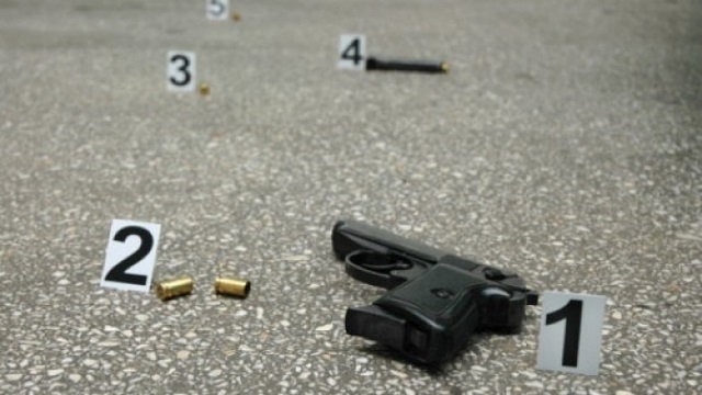 Përleshje me armë në Prishtinë, lëndohen katër persona