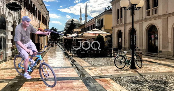 E pabesueshme në Shkodër/ 50-vjeçari afrohet me biçikletë ndaj një grupi fëmijësh dhe i qëllon me pistoletë