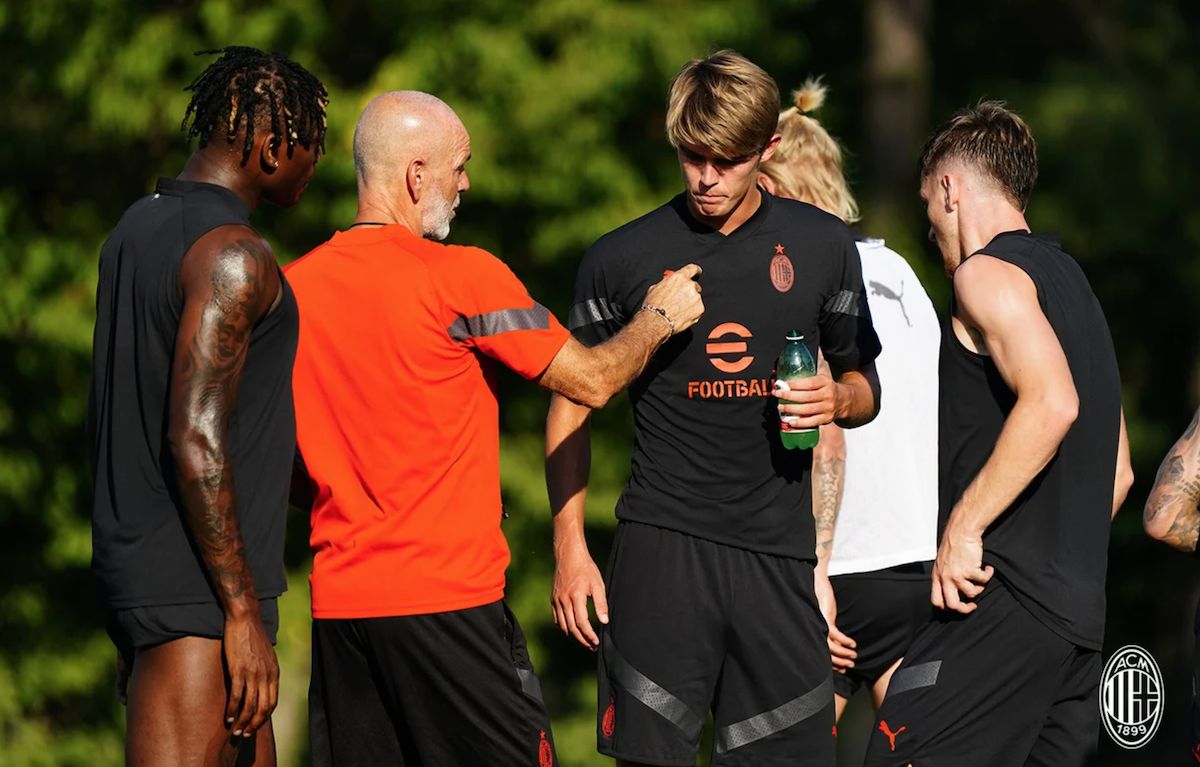 Pioli mahnitet nga De Ketelaere: Tifozët do argëtohen me të!