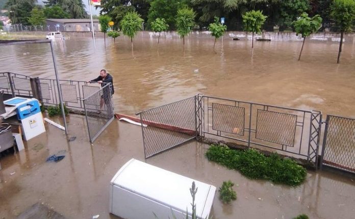 Komuna e Tetovës e pret ndihmën e Qeverisë për dëmet nga vërshimet