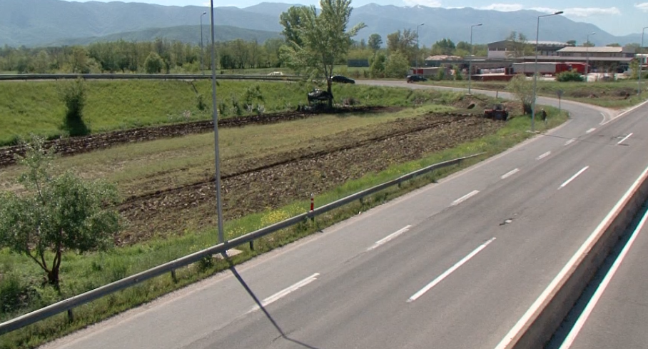 Rustemi: Autostrada Tetovë-Gostivar nuk i plotëson kushtet, edhe pse paguhet