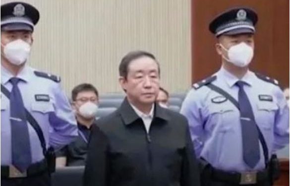 Mori ryshfet dhe ndihmoi aktivitete kriminale, ish-ministri i Drejtësisë në Kinë dënohet me vdekje