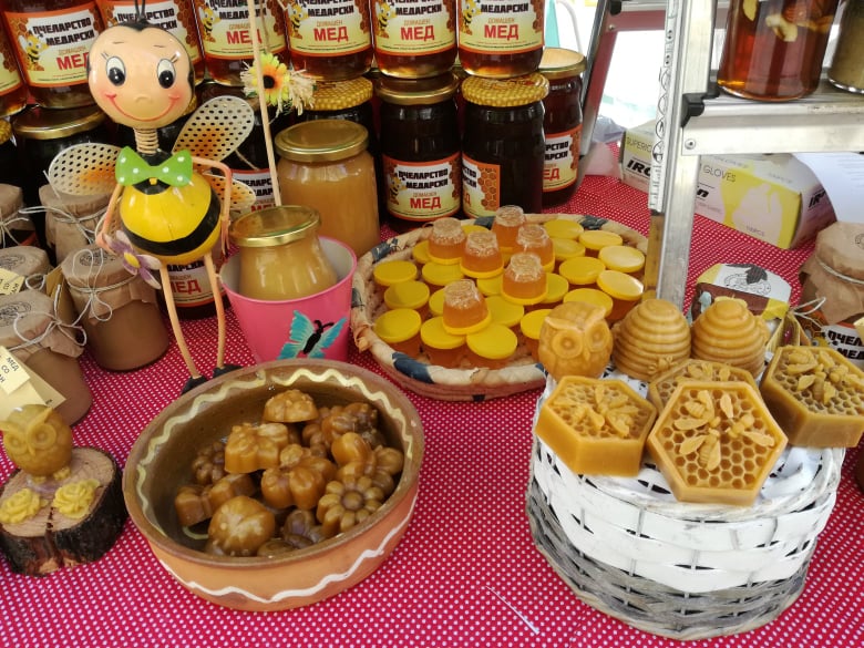 Sot hapet manifestimi, ditët e mjaltit në Shkup