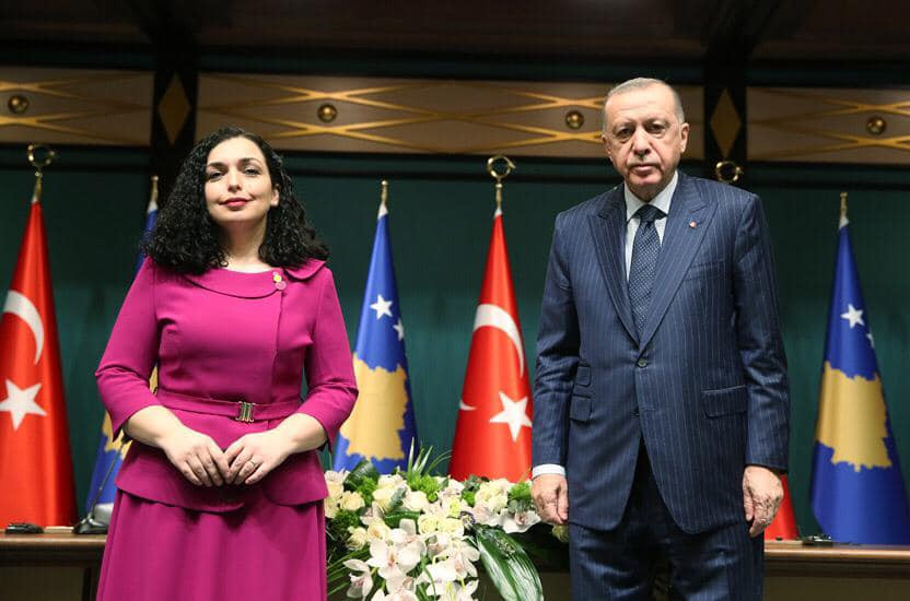 Osmani: Erdogani mund ta bindë Vuciqin ta njohë Kosovën