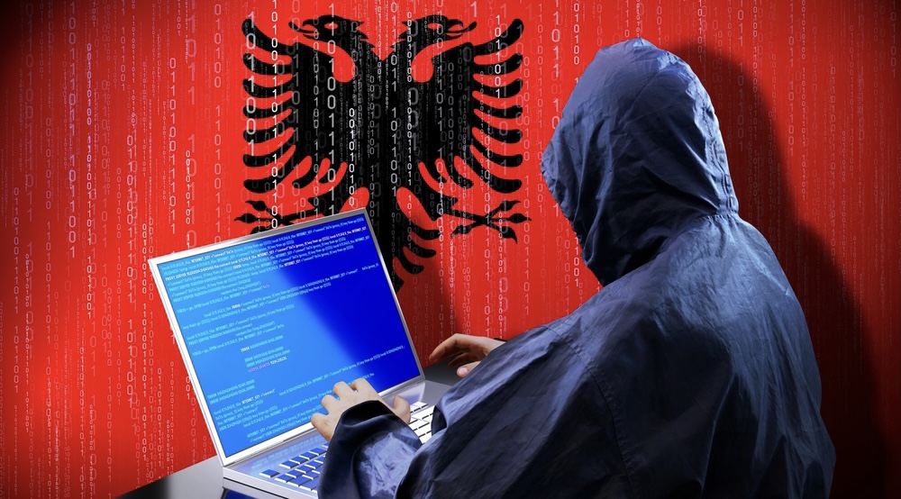 Hakerat “Homeland Justice” paralajmërojnë shqiptarët: Do të shtypeni, ju pret fati i irakianëve
