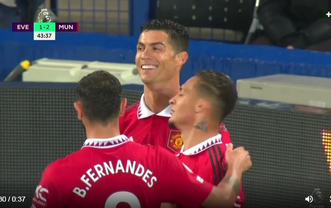 Ronaldo shënon për United, arrin kuotën e 700 golave në karrierë