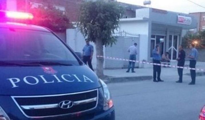 Qytetari denoncon agjentët e krimeve në Tiranë: Më ofenduan dhe kërcënuan