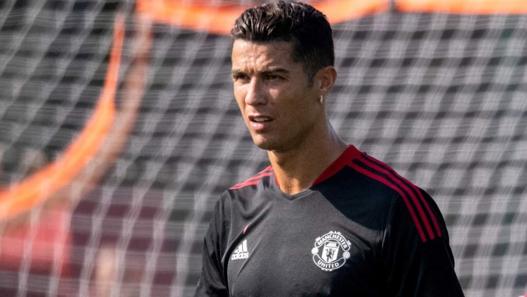 Cristiano Ronaldo pranon dënimin, stërvitet me ekipin U21 të Manchester United