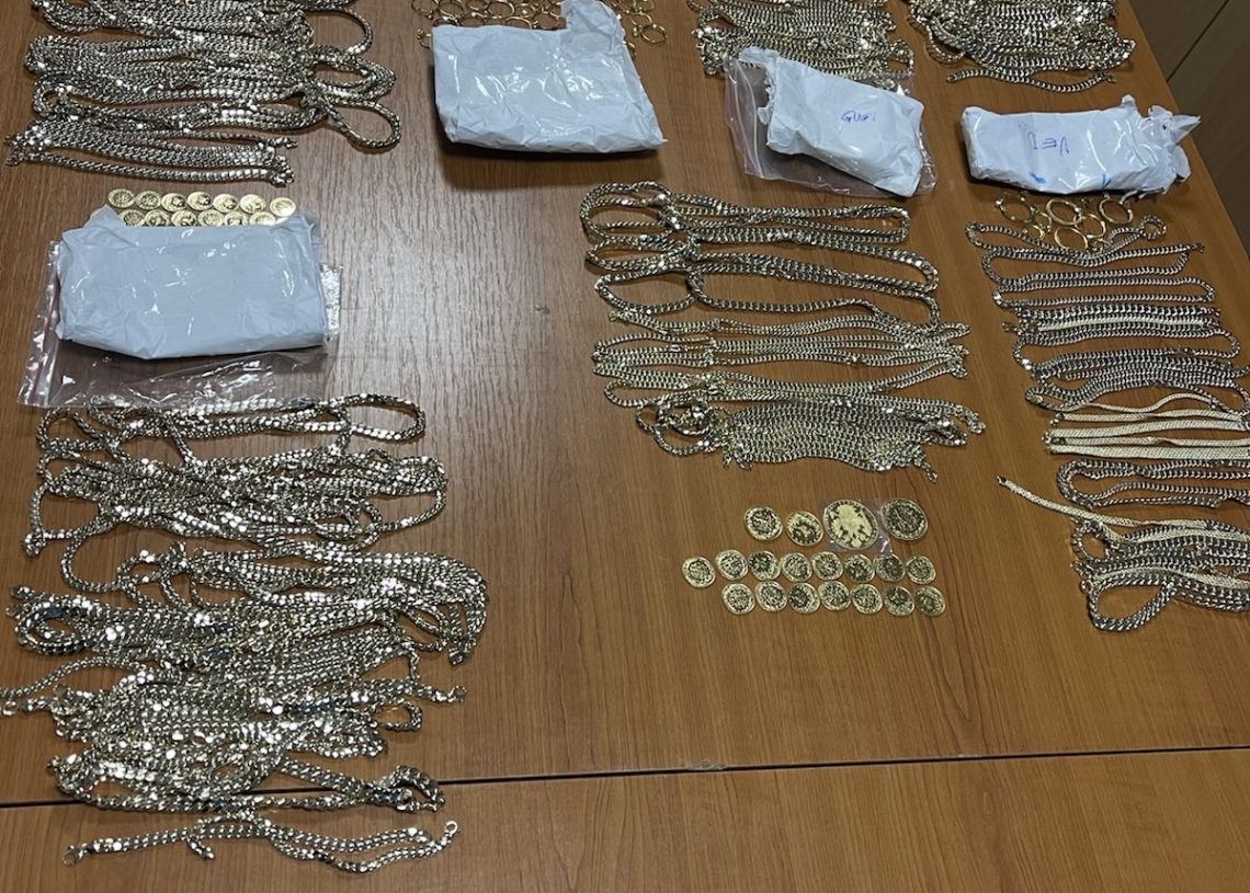 Dogana e Kosovës konfiskon ari pa mblusesë dokumentare në Pejë