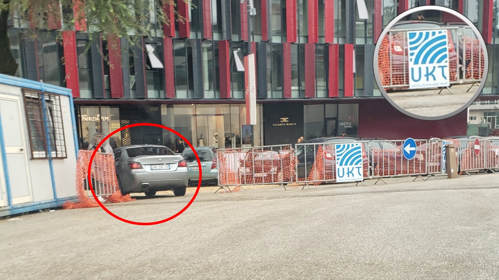 Tiranë/ “Hapësira publike përdoret për parkim privat, kamuflohet me tabelat e UKT-së”