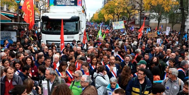 Kërkohet rritja e pagave, vijon protesta e popullit francez