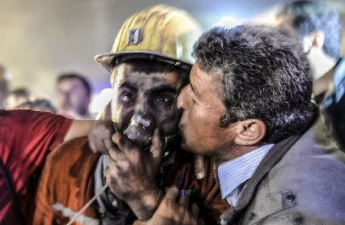 Shpërthimi i minierës në Turqi, rritet bilanci tragjik i viktimave. Shpëtohen 58 minatorë