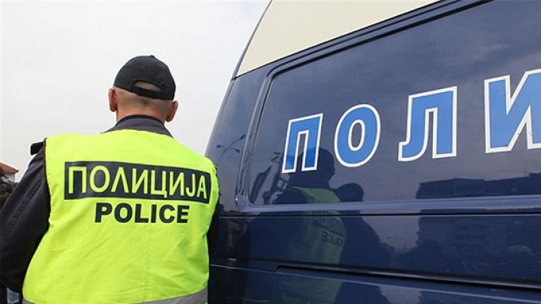 Iku nga policia për të mos u kapur me drogë, arrestohet një person nga Studeniçani