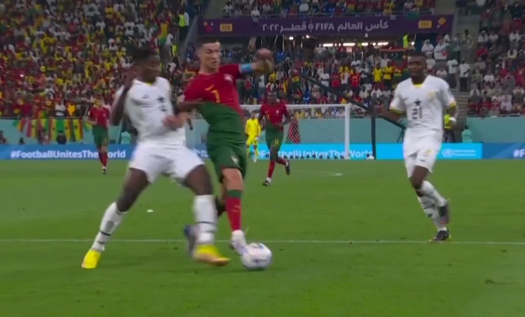 Penallti, tension dhe katër gola për pak minuta/ Ndodh gjithçka në ndeshjen Portugali-Ganë