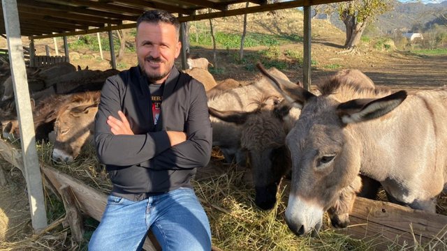 Gazetari që u bë fermer gomaricash: Nuk ishte e lehtë as t’i gjeje, nuk u pendova që lashë Tiranën