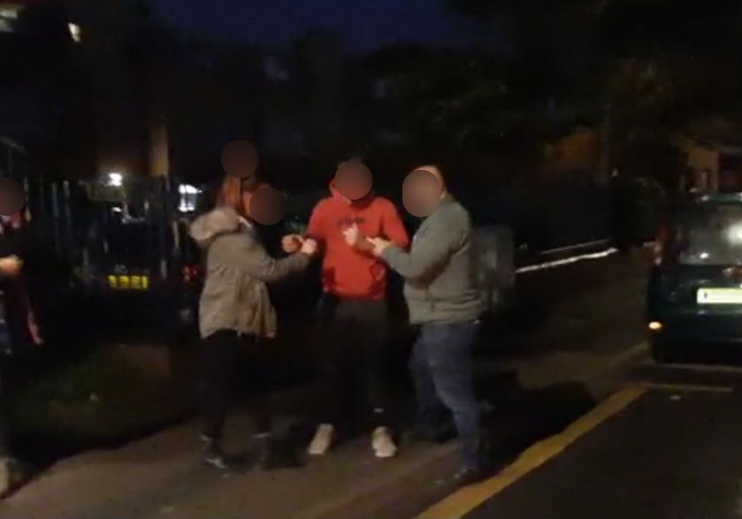 Kalonte shqiptarët me gomone nga Franca në Angli, arrestohet bashkatdhetari në Londër
