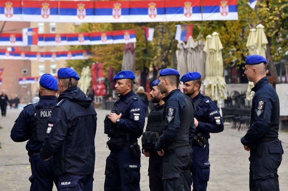 EULEX-i patrullon në veri, pas dorëheqjes së policëve serbë