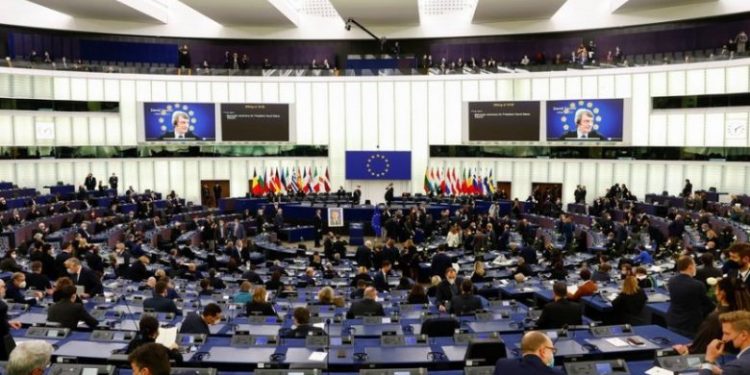 Parlamenti Evropian e shpall Rusinë “shtet sponsor të terrorizmit”