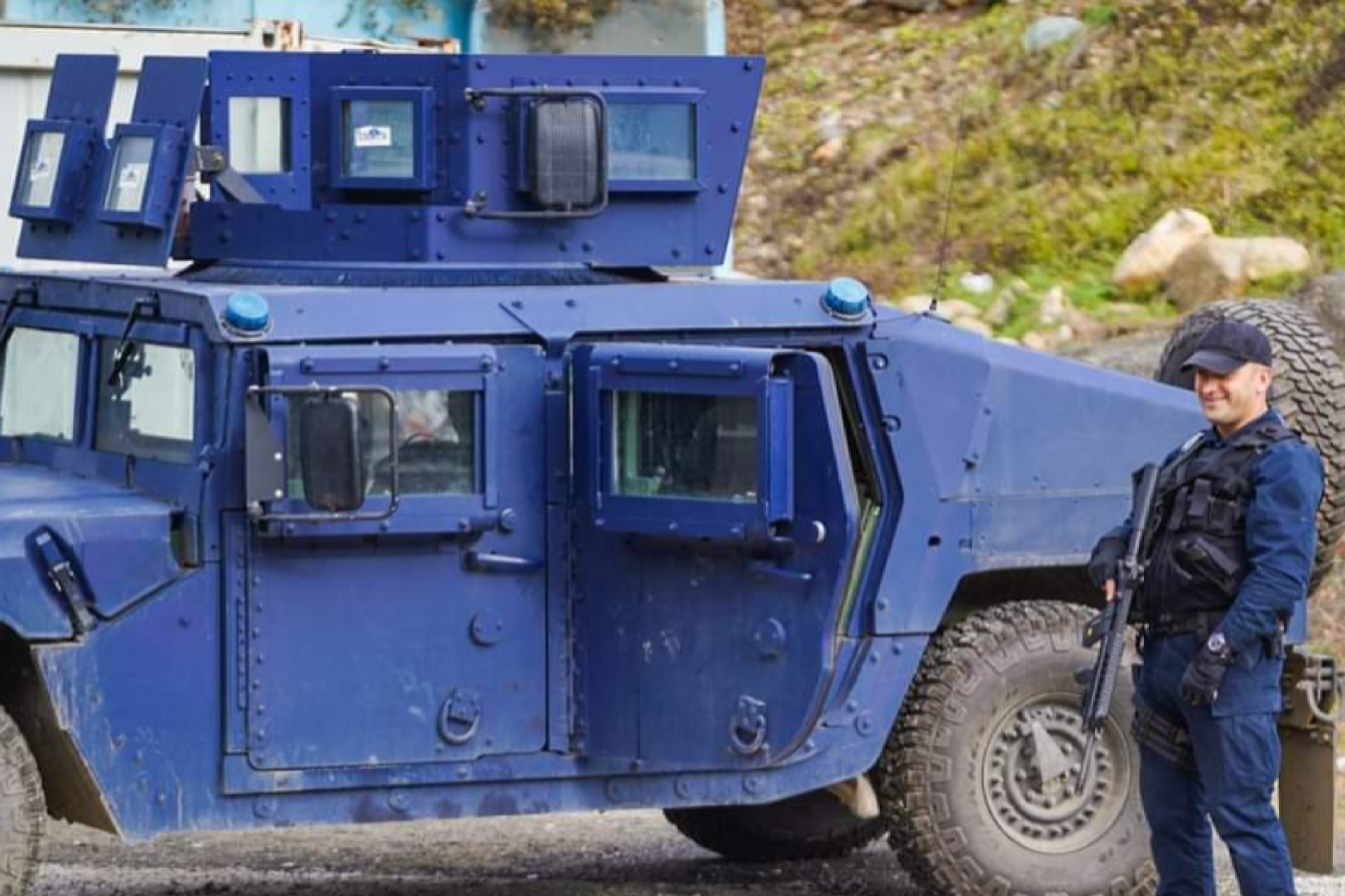Policia me njoftim për situatën në Veri: Policët serbë po i dorëzojnë edhe pajisjet