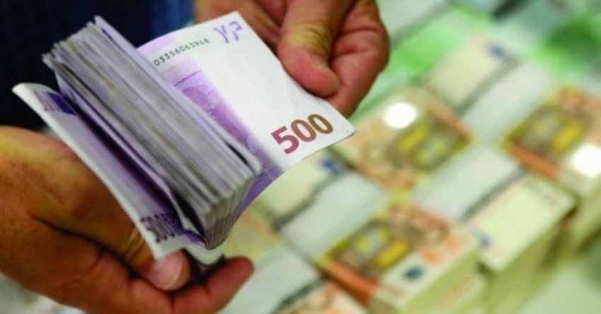 Iu sekuestruan 25 mijë euro në Morinë, fillon hetimi për 45-vjeçarin nga Prishtina