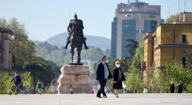 Shqiptarët, të dytët më të plakurit në Europë brenda një dekade