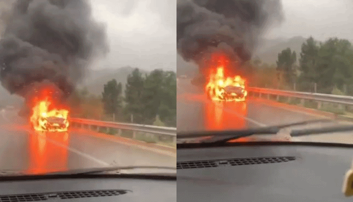 Shpërthen në flakë makina në aksin Tiranë-Elbasan, shoferi braktis mjetin dhe largohet