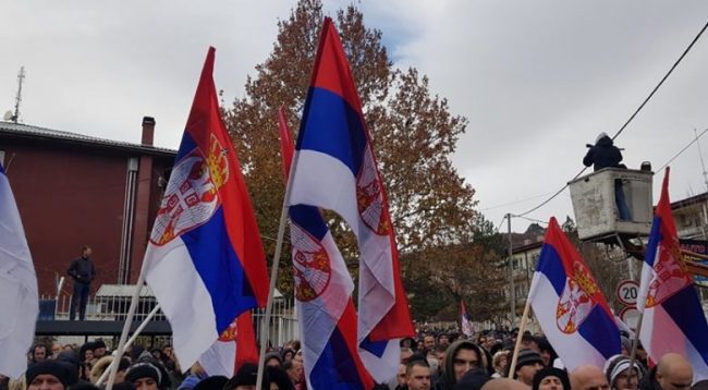 Lista Serbe fton qytetarët për të mbajtur tubim