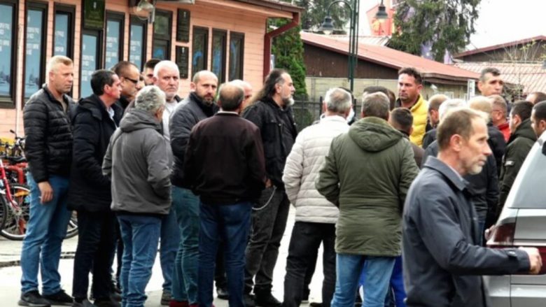 Transportuesit privat në takim me Këshillin e Qytetit të Shkupit