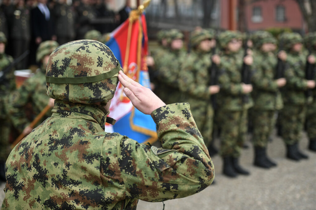 Anulohet gatishmëria e lartë luftarake e ushtrisë serbe