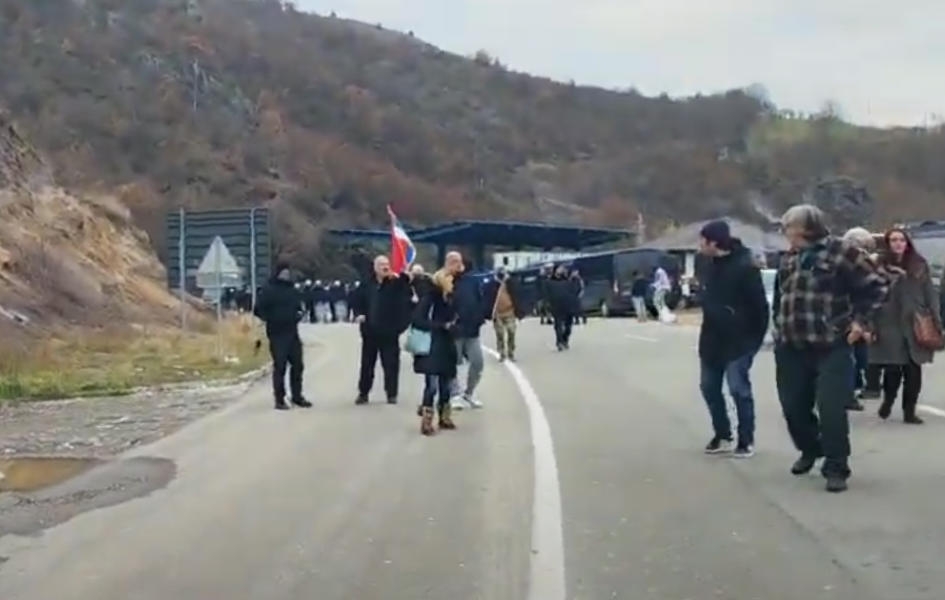 Përfundon protesta në veri, serbë kthehen nga kanë ardhur