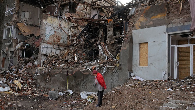 Ukraina bombardon Luhanskun e kontrolluar nga Rusia/ Tetë të vdekur dhe 23 të plagosur