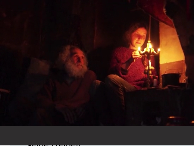 VIDEO/ Ky është 72-vjeçari që jetoi gjysmë shekulli pa energji elektrike