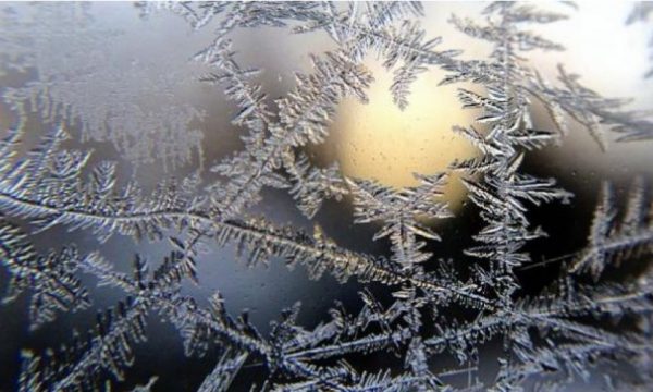 Rënie temperaturash dhe dëborë, i ftohti polar po i drejtohet Ballkanit: Moti me surpriza në fundjavë