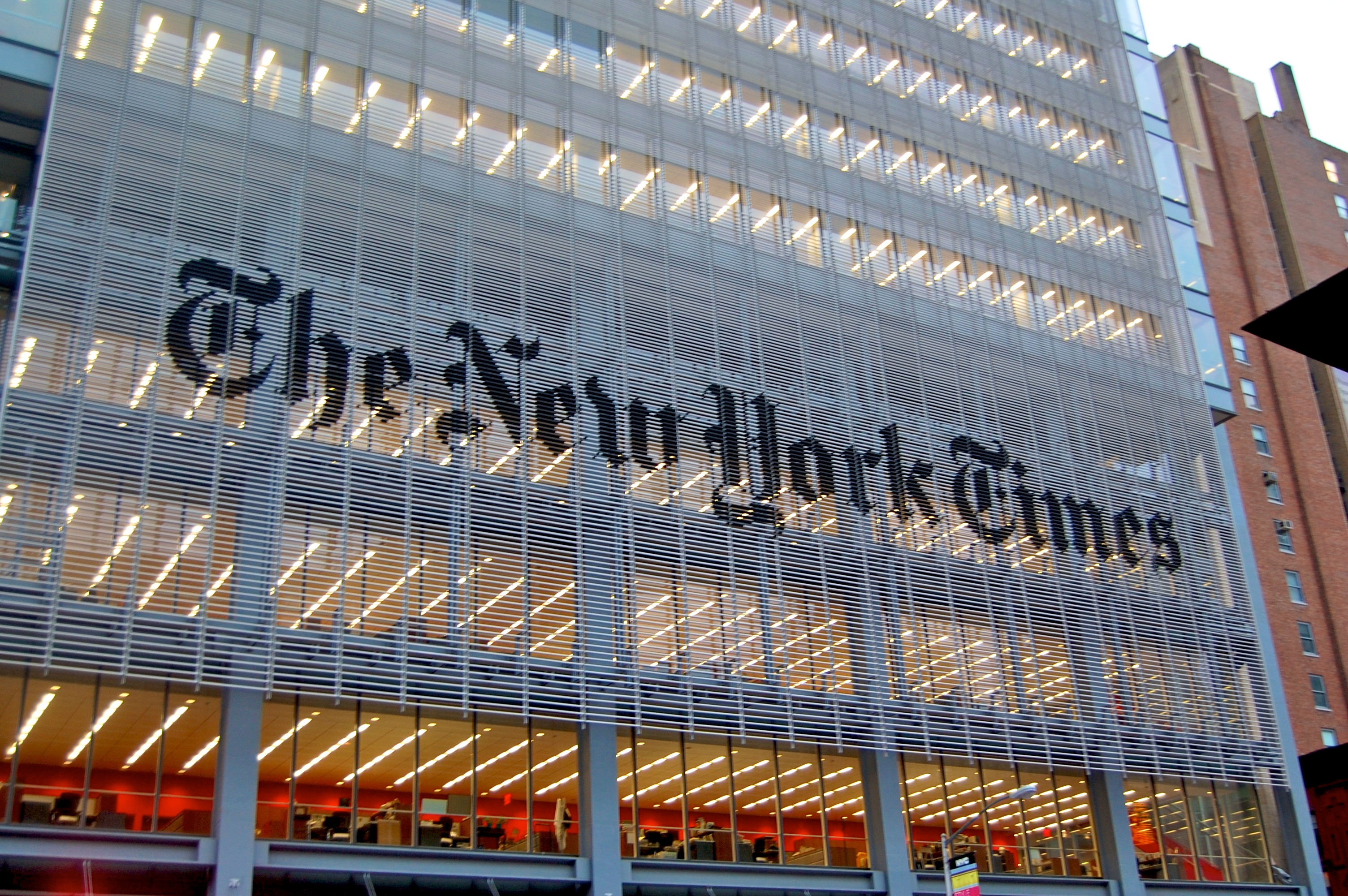 Për herë të parë në 40 vjet/ Punëtorët e New York Times-it në grevë: Nuk na rrisin rrogat