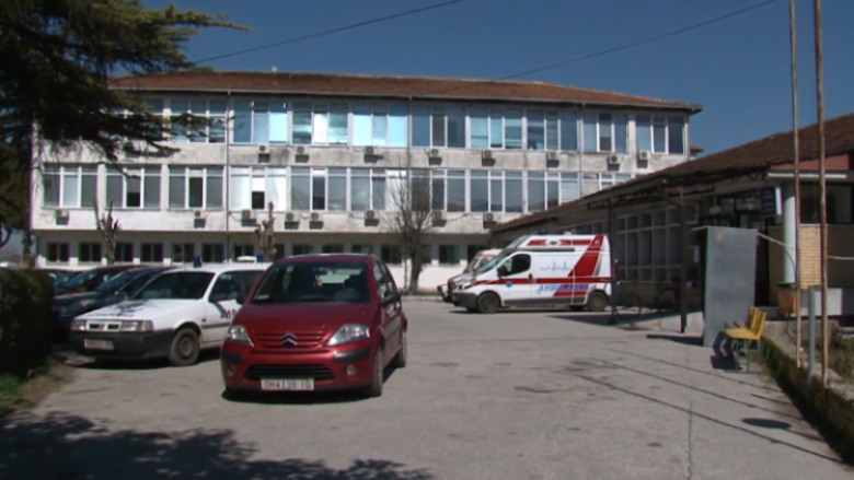 Spitali në Strugë funksionon me llogari të bllokuara