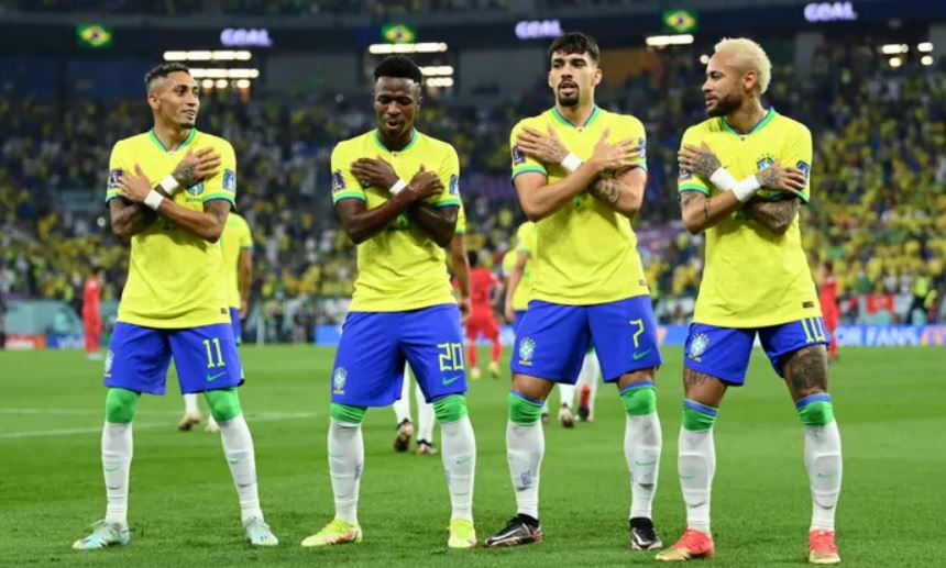 Brazili “show”, shkatërron Korenë dhe kualifikohet në çerekfinale