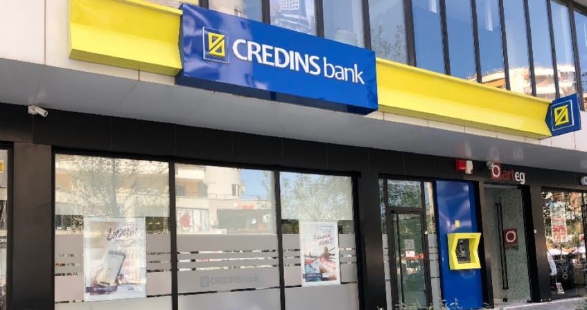Reagon ‘Credins Bank’: Llogaritë dhe asetet e klientëve te saj janë të paprekura nga ky sulm