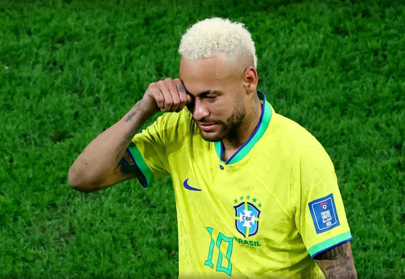 Neymar merr vendimin për të ardhmen e tij te Brazili