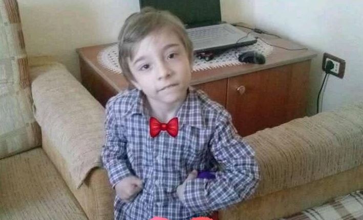 Vetëm 9-vjeç dhe vuan nga paraliza cerebrale, Mikele Sina ka nevojë për ndihmën e të gjithë shqiptarëve