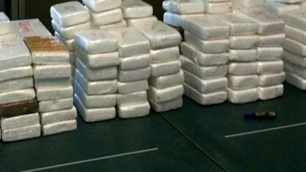 353 kg kokainë gjenden në një dhomë hoteli në Itali, 4 shqiptarë në pranga