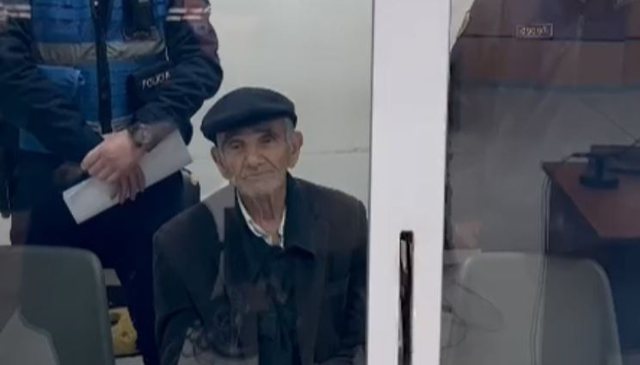 Burg për Xhevit Sinanin/ Mohon krimin: Vëllai vdiq nga një ilaç për veshin, gruaja ishte e vrarë