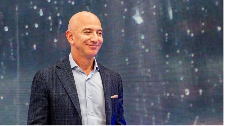 Jeff Bezos po mendon të shesë Washington Post për të blerë… një ekip futbolli