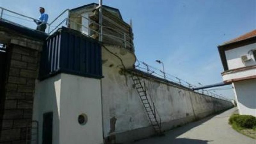Ngjarje si në filma, i burgosuri arratiset në mënyrë spektakolare në Maqedoninë e Veriut
