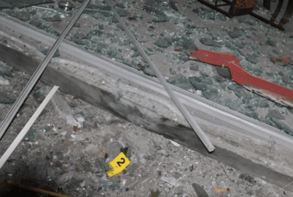 Shpërthimi në Laprakë, autorët hodhën 30 gramë tritol në verandën e Carës