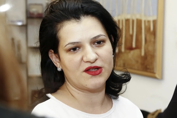 Arrestimi i ish-zyrtares së kryeministrisë, Alda Klosi akuzohet për fshehje pasurie, pastrim parash dhe deklarim të rremë
