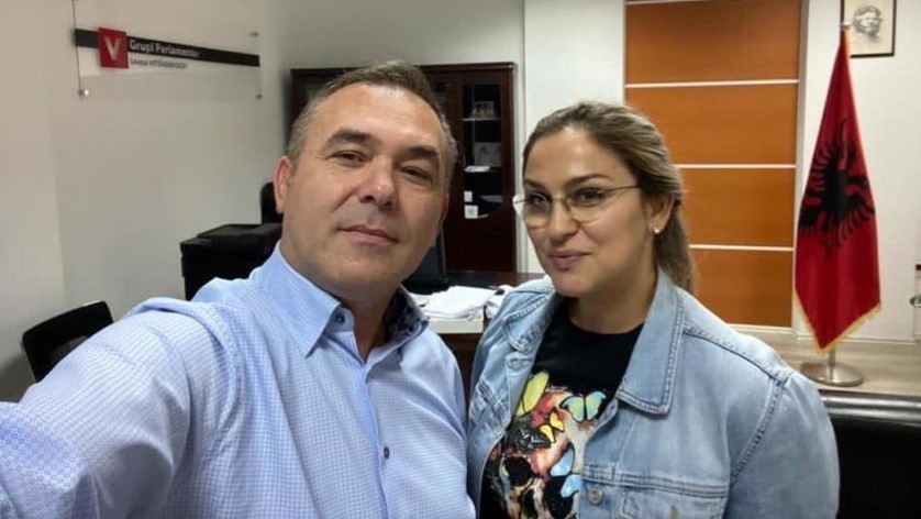 Rrëfehet bashkëshortja e Rexhep Selimit: Takohemi një herë në muaj dhe flasim me video kamera