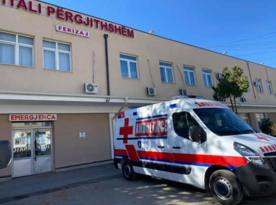 Një femër dërgohet pa shenja jete në emergjencë në Ferizaj
